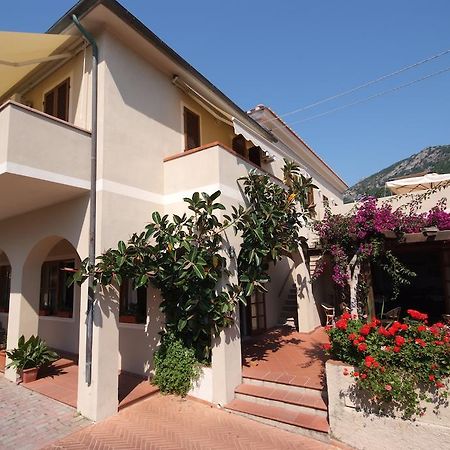 Hotel Corallo Pomonte Bagian luar foto