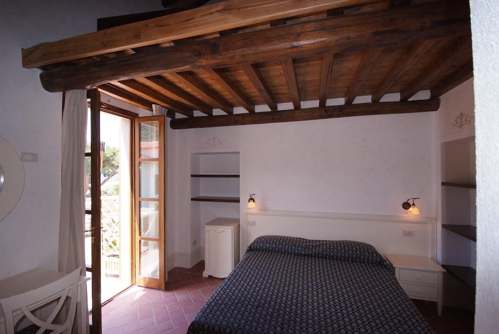 Hotel Corallo Pomonte Bagian luar foto