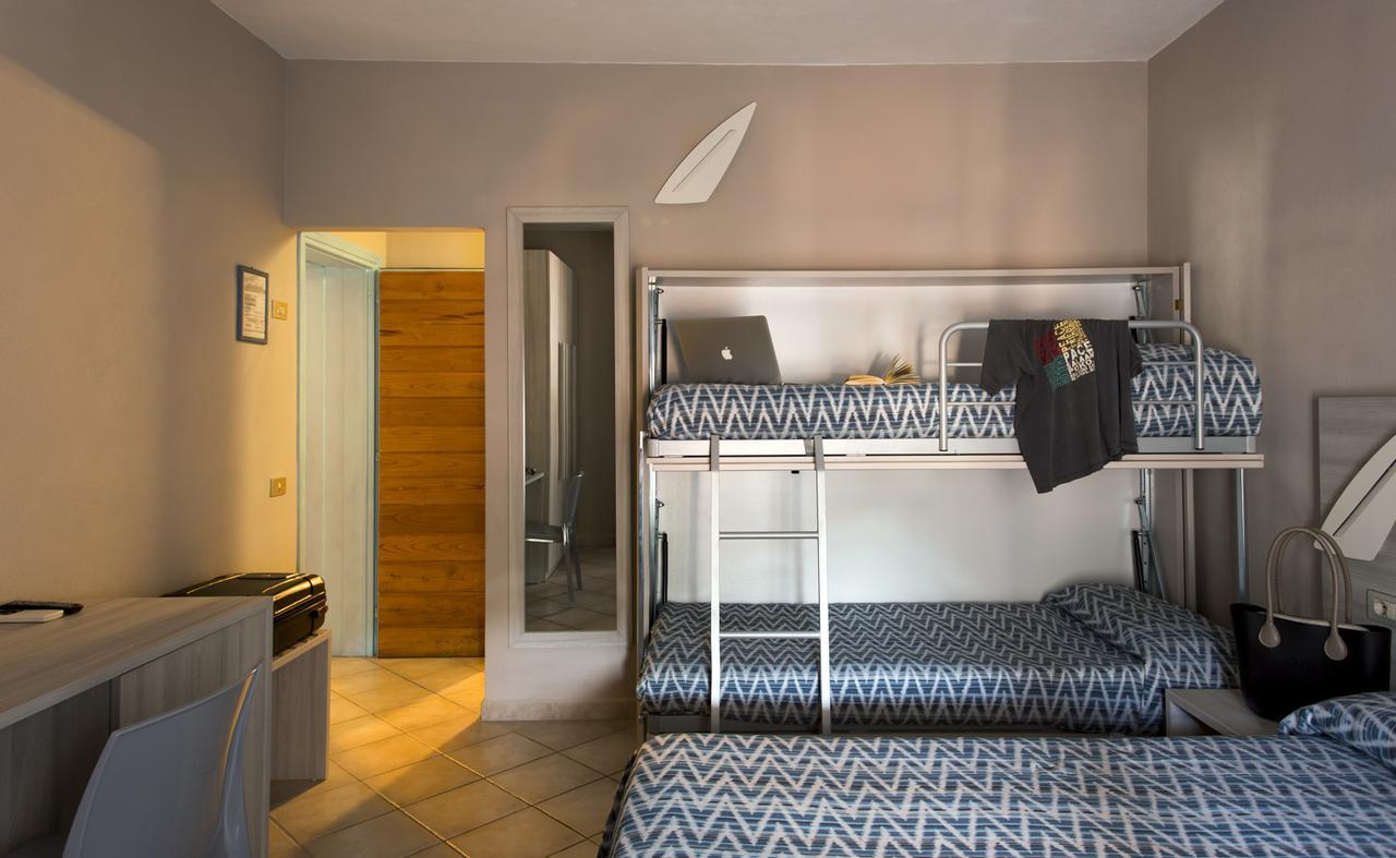 Hotel Corallo Pomonte Bagian luar foto