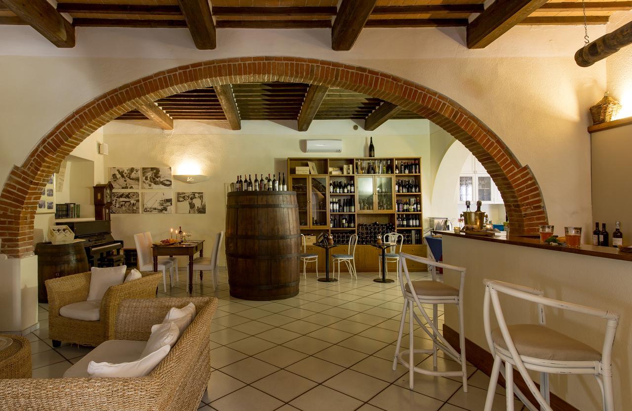 Hotel Corallo Pomonte Bagian luar foto