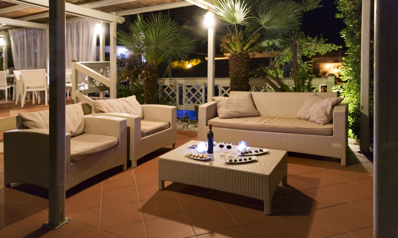 Hotel Corallo Pomonte Bagian luar foto